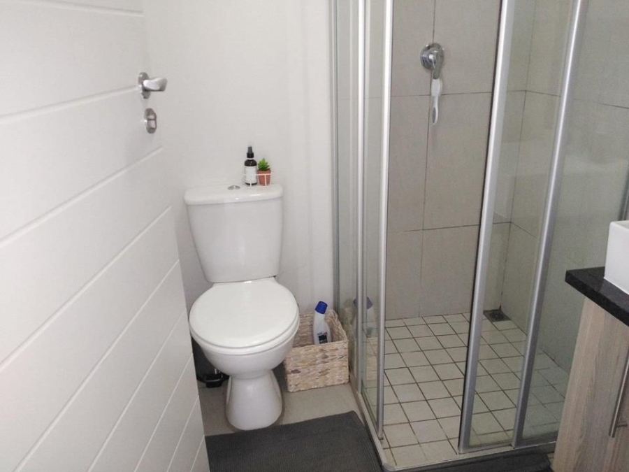 1 Bedroom Property for Sale in Die Bult Western Cape